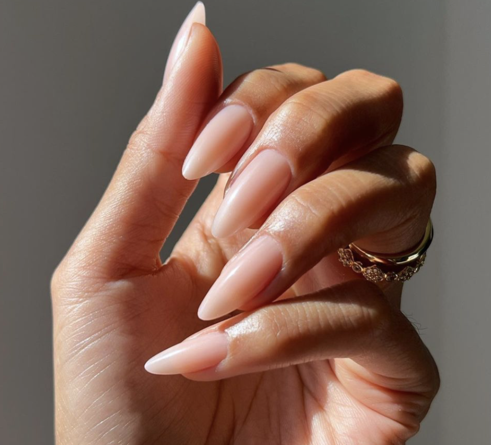 Quiet luxury nails